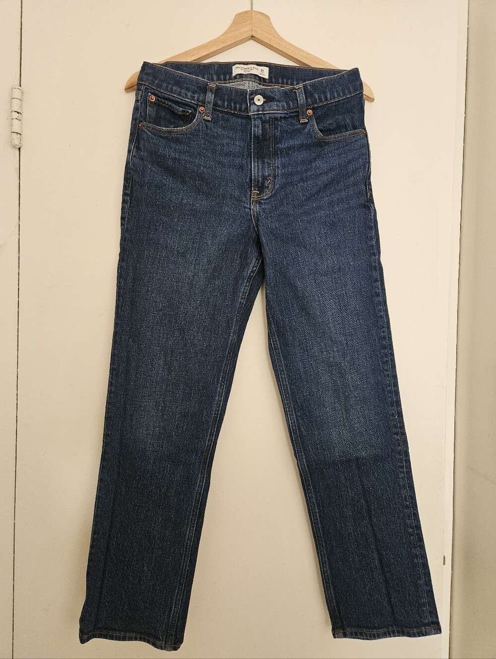 Abercrombie & Fitch Mid Rise 90s Straight Jean